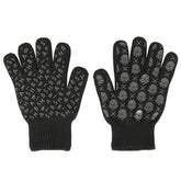 Babish front packaging showing two mitts and features for safe handling