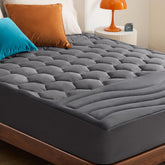 Bedsure full mattress pad front view shows neat fit and plush top