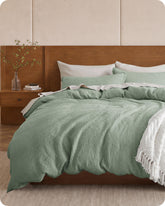 Bedsure king duvet cover front view showing neat edges and relaxed waffle texture for a refined look