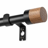 BVLGLON front view black rod showing full-length elegance and sturdy support