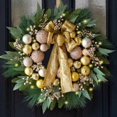 CHvista wreath on front door showing full arrangement and curb appeal