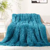 Cottonblue front view showing teal blanket and luxurious look