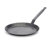 de Buyer front view of pan showing size and even heat for reliable browning