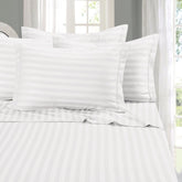 Elegant Comfort full set front view showing neat fitted sheet and pillowcases for a polished bed