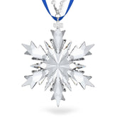 FNNVSS crystal snowflake front view showing clear facets and festive sparkle