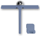 GÜTEWERK front view showing 11-inch squeegee and mounts for easy storage