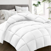 HYLEORY front packaging view showing king comforter and benefits