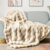 Latepis folded front view showing plush bubble design and cozy look