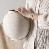 LE TAUCI GARDEN front view vase showing clean silhouette and versatile benefit