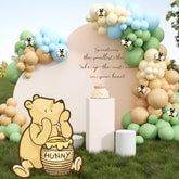 Lopeastar Winnie front packaging showing large cutout for show-stopping photos