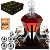 LuxuryBar decanter front view showcasing diamond cut and elegant pour benefit
