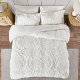 Madison Park duvet cover front packaging showing full set and cottage style benefit