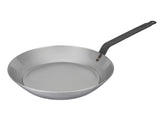 Matfer front view showing pan shape and cooking surface benefit fast searing