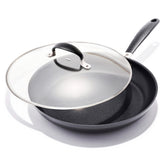 OXO Good Grips front view with lid showing capacity and secure fit
