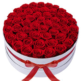 Perfectione Roses velvet box front view showing elegant presentation and gift appeal