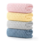 REDKISS front packaging showing four multicolor towels and value pack benefit