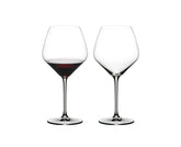 Riedel glass front view showing Extreme Pinot Noir shape and clear crystal benefit