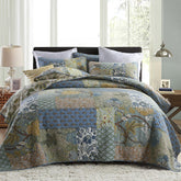 Secgo king quilt front view showing full bed coverage and calming sage color