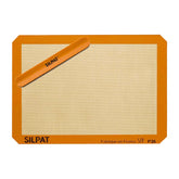 Silpat half-sheet front view showing full mat and clean edge benefit