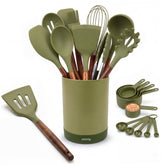SMIRLY 22-piece set front view showing green silicone and acacia wood, highlights versatility