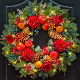 Soomeir wreath front view on door showing instant festive curb appeal
