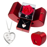 SOVIUPRZ heart box front view showing elegant presentation and gifting charm