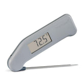 ThermoWorks Thermapen front view showing clear display for fast readings