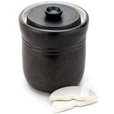 TOMO front view of 7L crock showing lid and wide waterlock, reliable fermentation