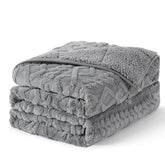 Topblan blanket front view showing cable-knit and cozy appearance for stylish comfort