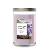 Yankee Candle front packaging showing tumbler and label, attractive decor benefit