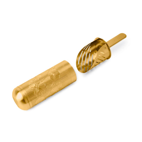01liv gold tea infuser front view showing elegant finish and full tool benefit