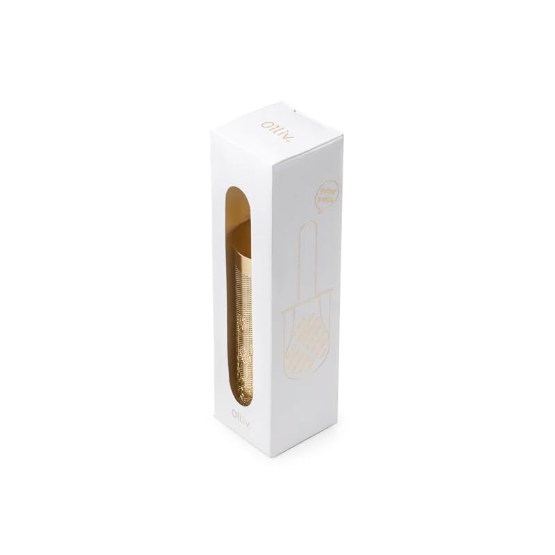 01liv tea infuser packed in travel kit highlighting portability benefit