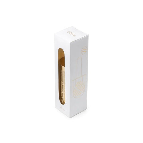 01liv tea infuser packed in travel kit highlighting portability benefit