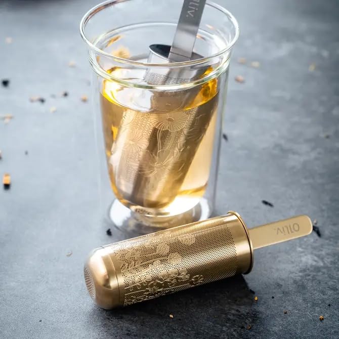 01liv tea infuser pipe chamber closeup showing leaf containment benefit