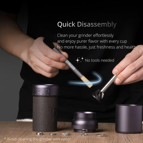 1Zpresso J-Ultra catch cup holding 35–40g grounds to prepare single or double shots