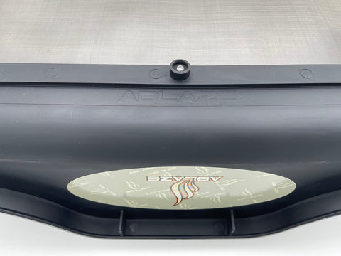 ablaze tray in use on workbench demonstrating contained, efficient sifting