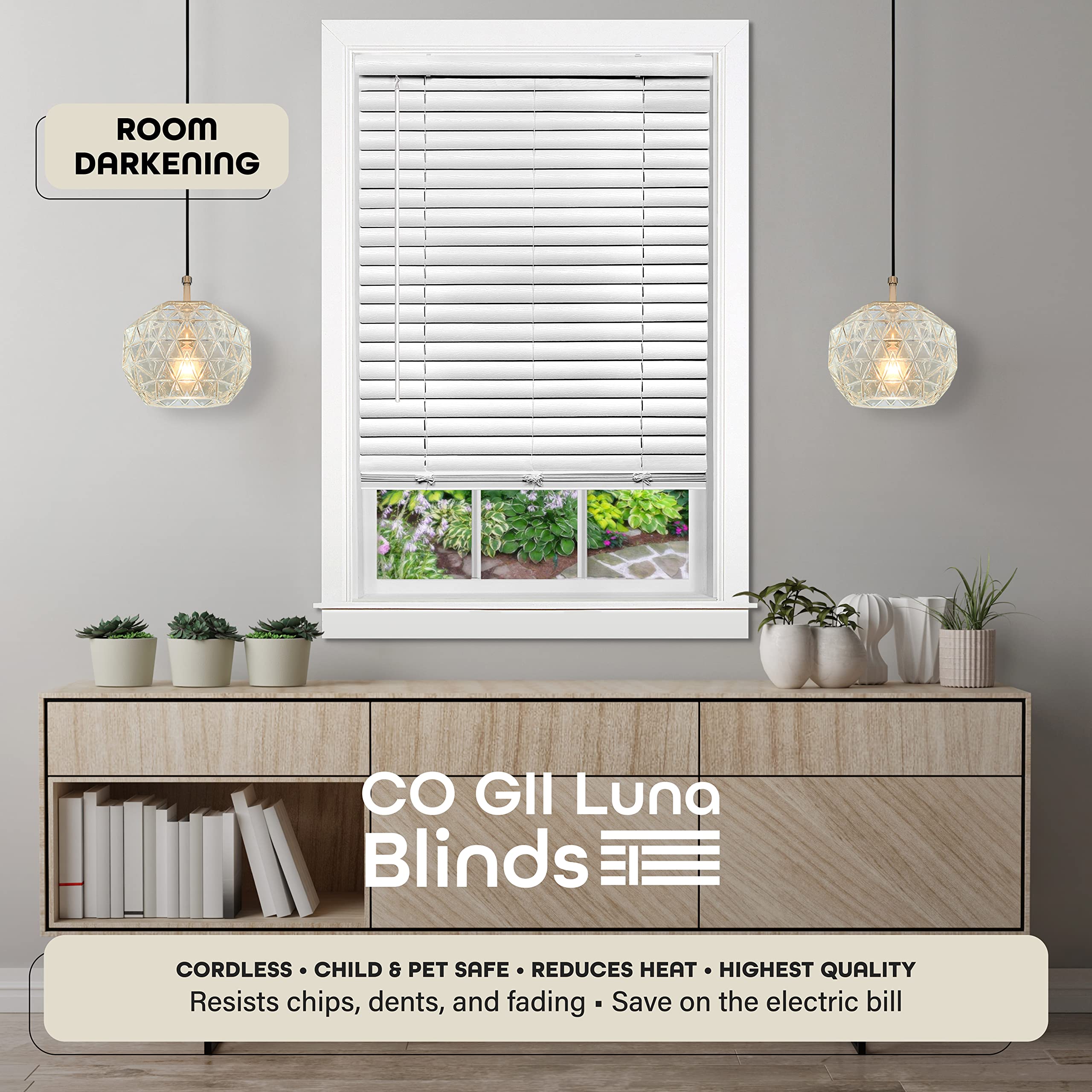 ACHIM vinyl slat close-up showing texture and durable chip-resistant finish