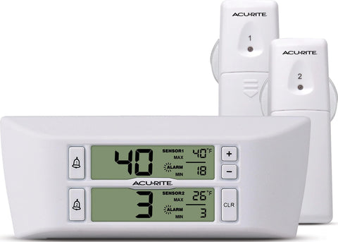 AcuRite front display showing fridge and freezer temperatures and alarm benefit