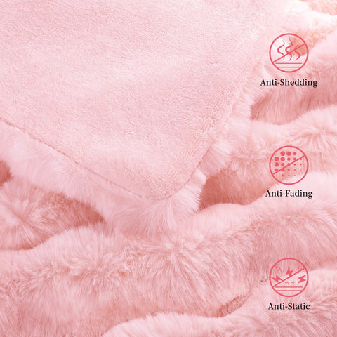 Admitrack flannel reverse detail showing warm comfortable surface