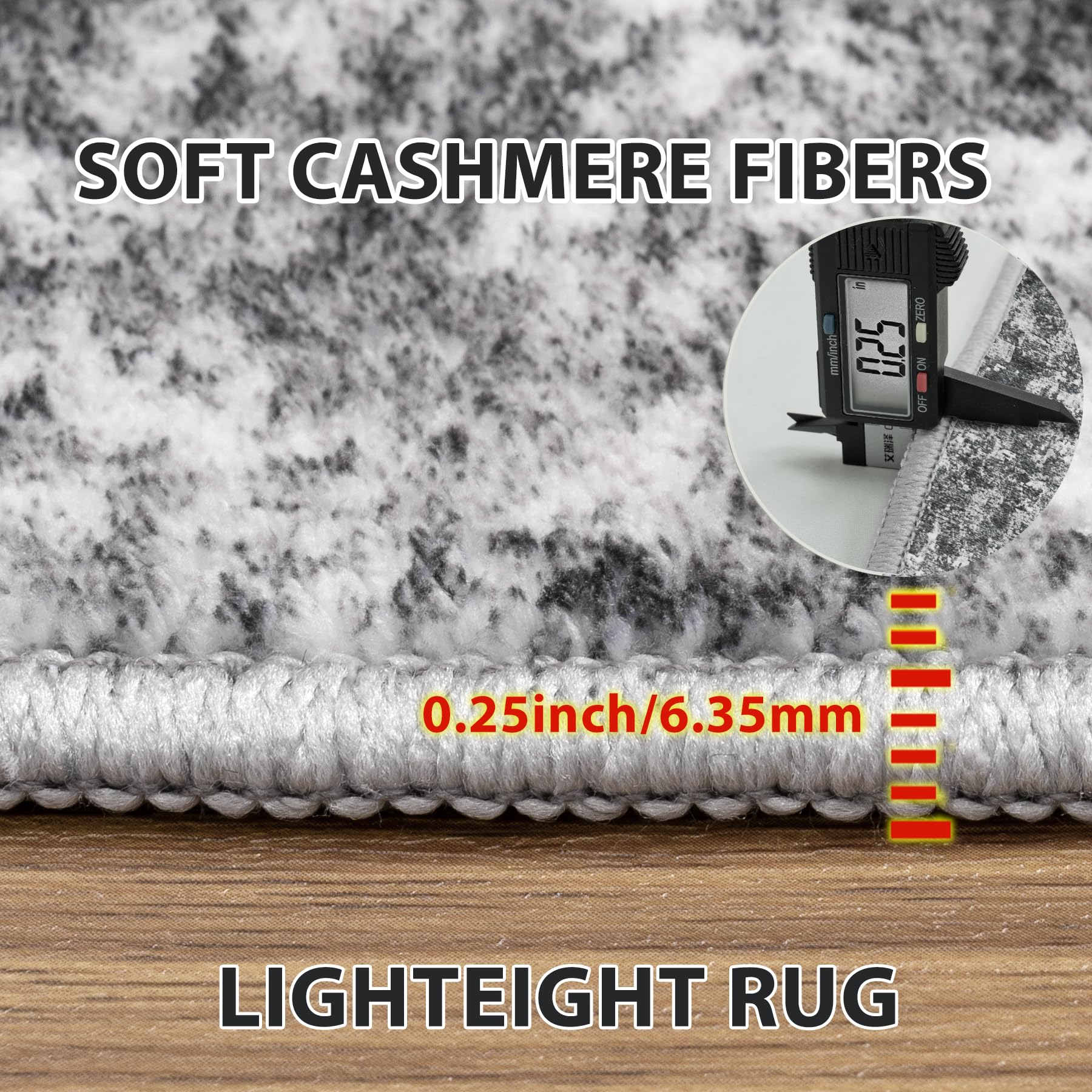 Aelenmu under playful pet showing durable fibers and easy cleanup