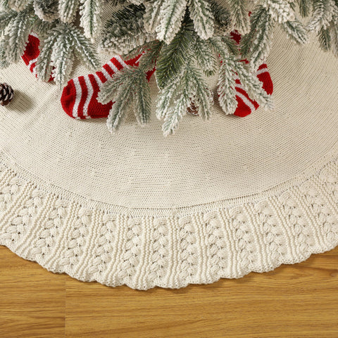 Aeranto closeup of cable knit texture showing cozy visual interest