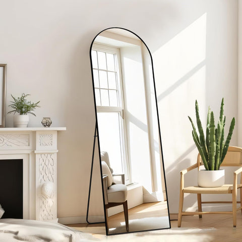 Aidoly wall-mounted mirror in hallway saving space and adding style