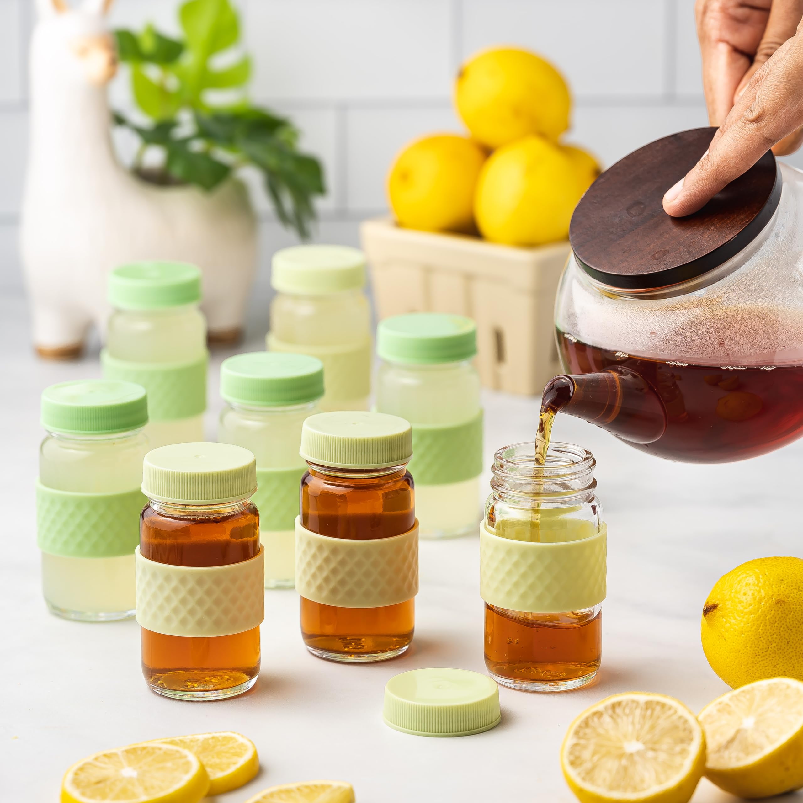 All About Juicing silicone grip band detail, improves handling and non-slip pour control