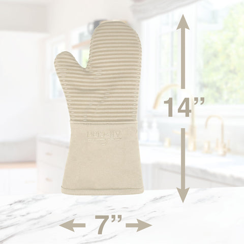 All-Clad interior lining detail highlighting comfort and softness benefit