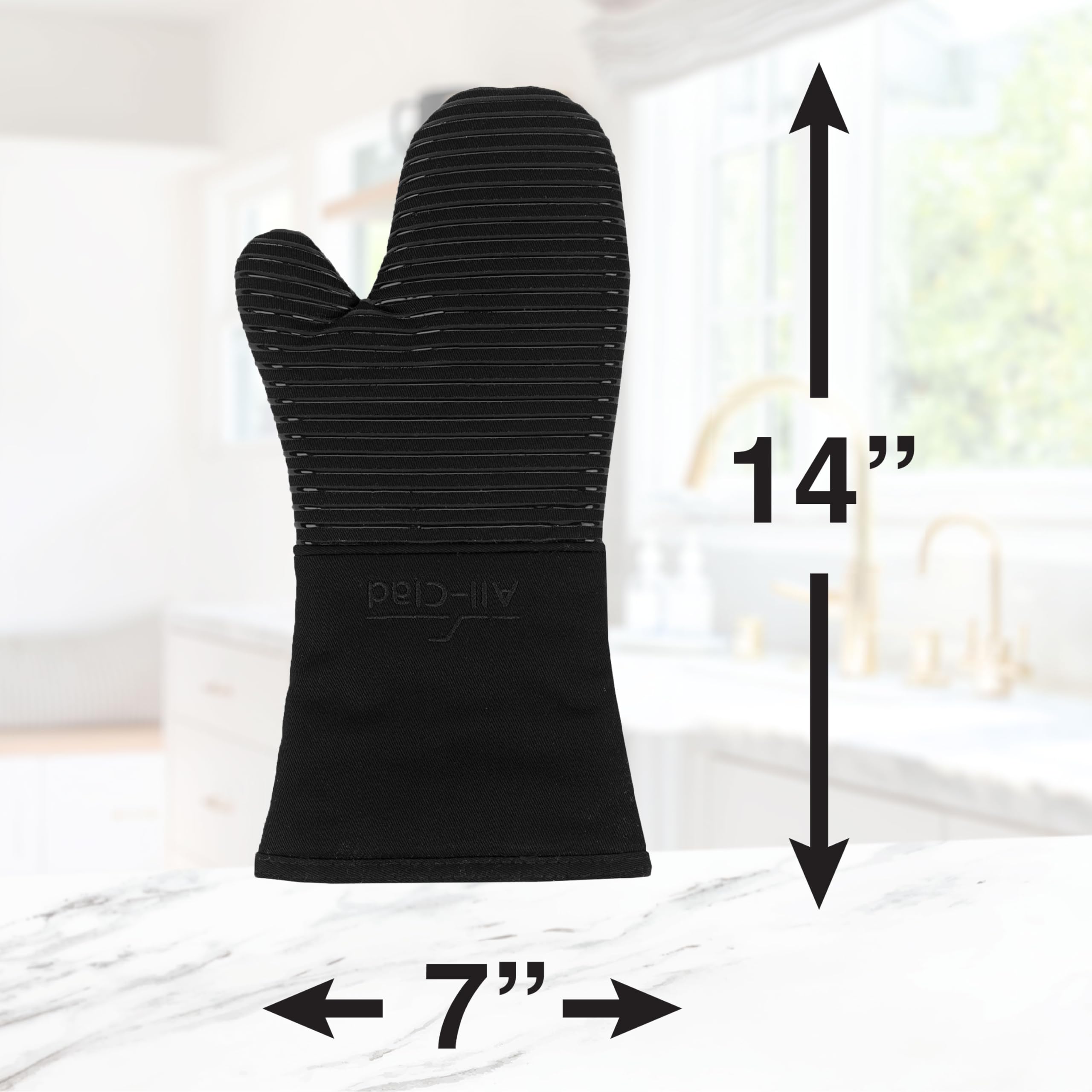 All-Clad interior lining detail showing soft cotton comfort and insulation