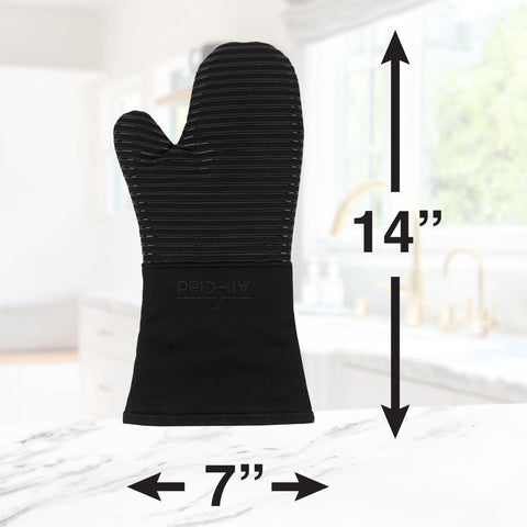 All-Clad interior lining detail showing soft cotton comfort and insulation