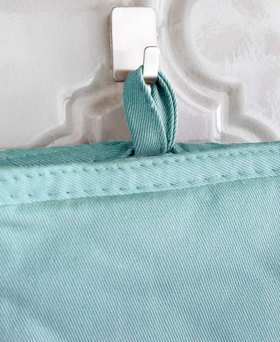 All-Clad interior cotton twill lining for comfortable heat buffering