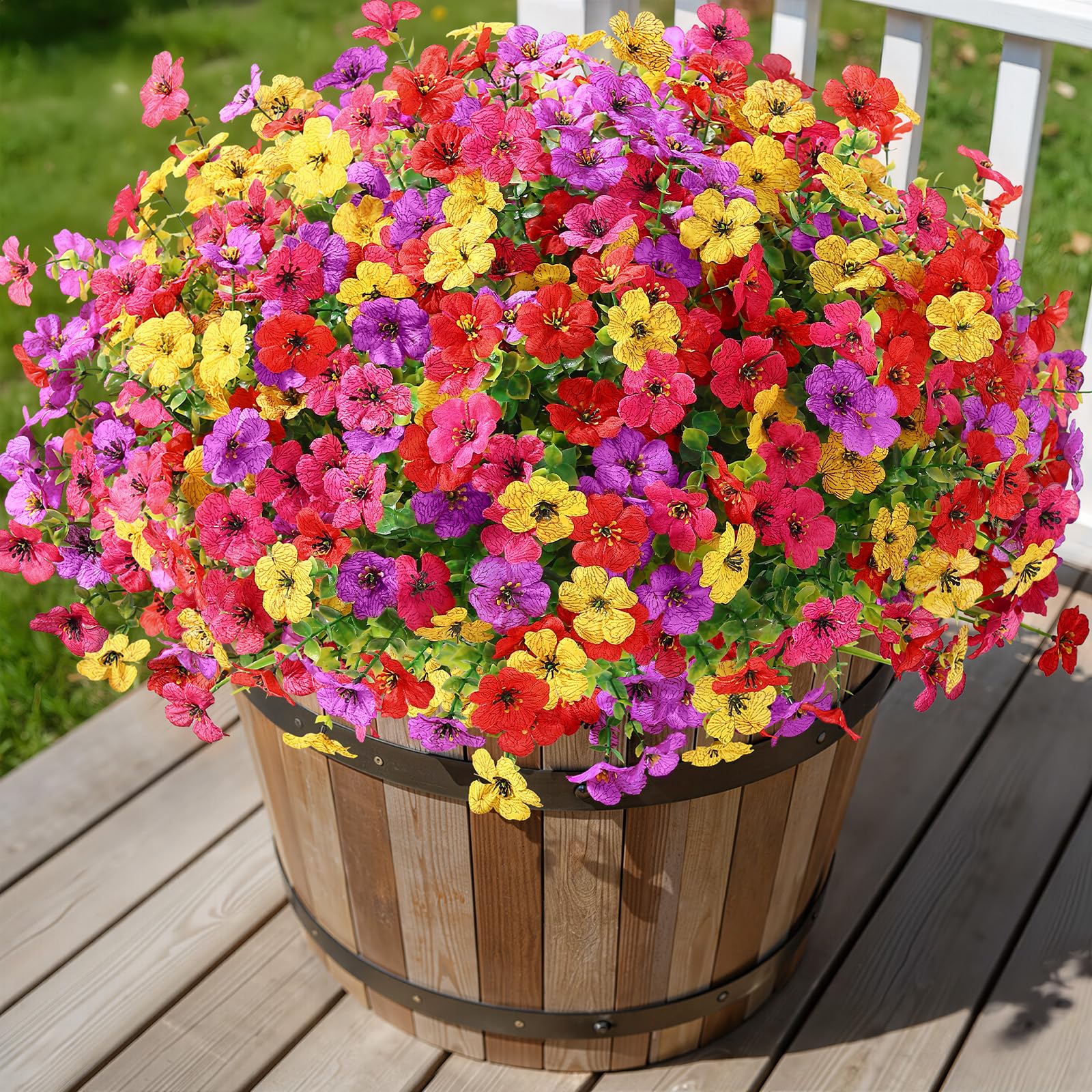 Alupssuc close-up of silk daisy petals highlighting realistic texture and fade resistance