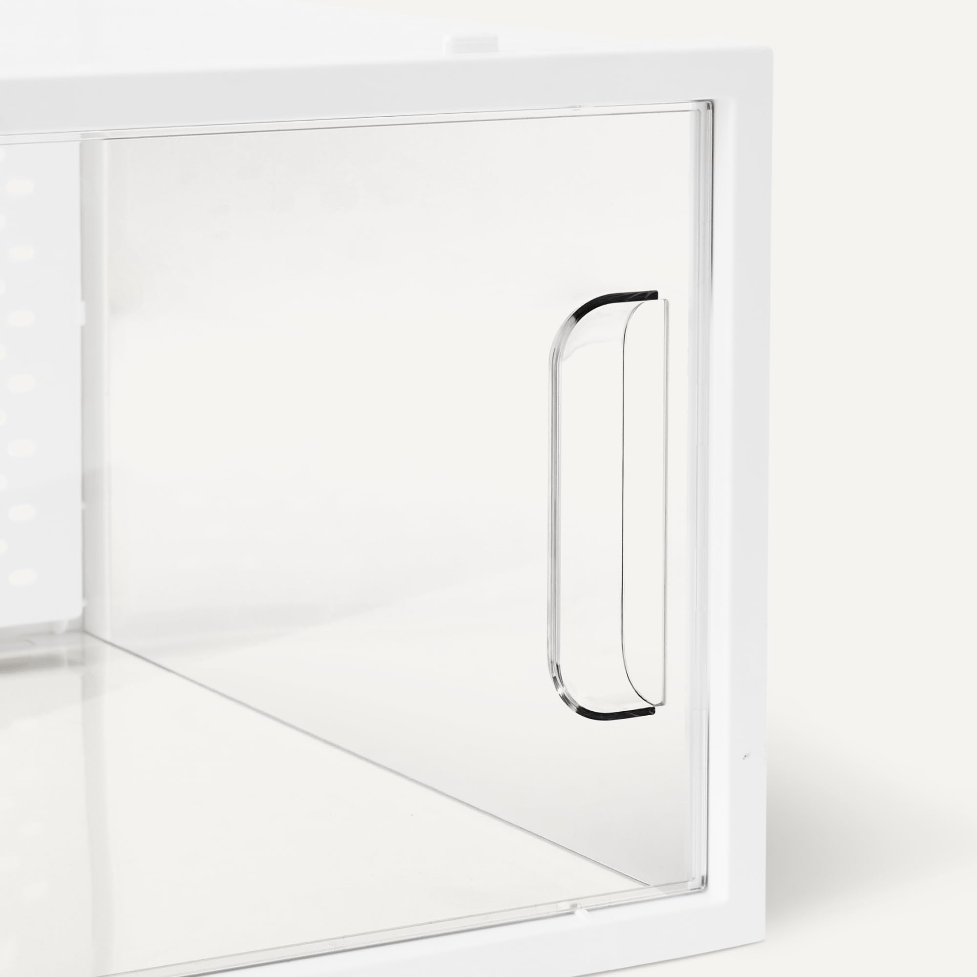 amazon basics single box holding sneakers demonstrating easy access