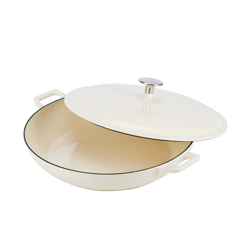 Amazon Basics enamel close-up showing smooth finish for easier cleaning